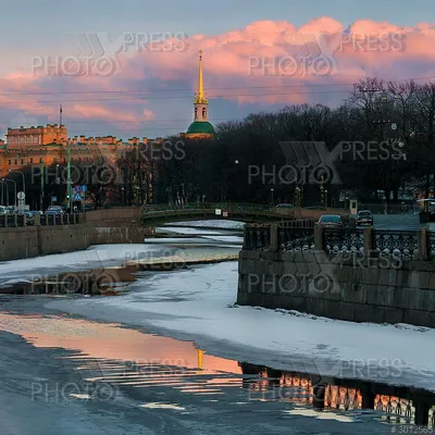 Фотография реки Мойка в макро-съемке