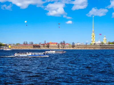 Загадочные пейзажи реки Невы на фотографиях