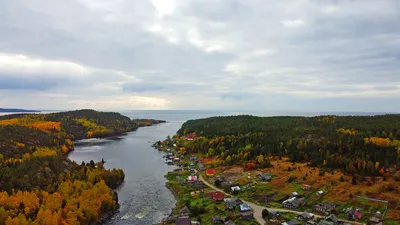 Рисунок реки Умба в стиле арт