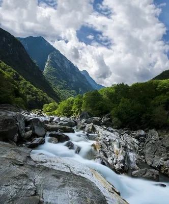 Фотография реки Верзаска во время заката