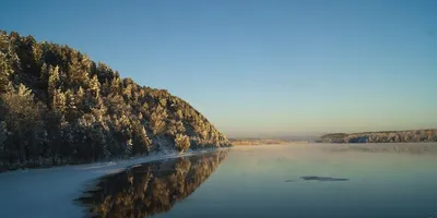 Фото красивой реки Зея восторгает своими бирюзовыми водами