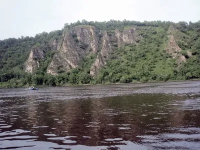 Вольный поток: фото реки Зея удивляет своей безграничностью