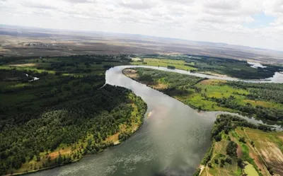 Реки Казахстана: Фотографии высокого разрешения для бесплатного скачивания