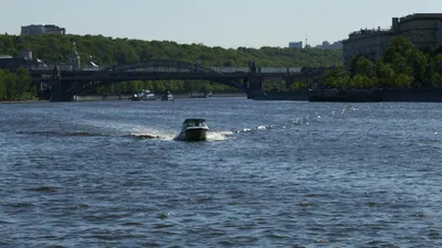 Фото реки Москвы: красота природы в одном кадре