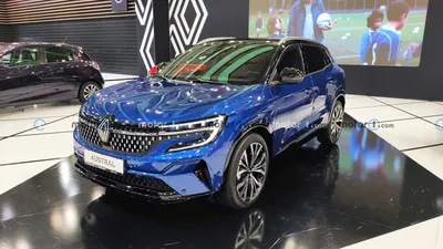 Renault Austral 2023: фото для автомобильных журналов и изданий