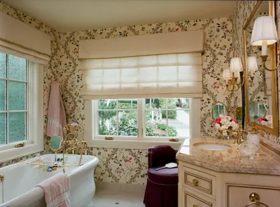Вдохновитесь фото римских штор в ванной комнате