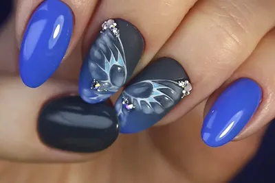 Фото бабочек на ногтях: сохраните рисунки в выбранном формате