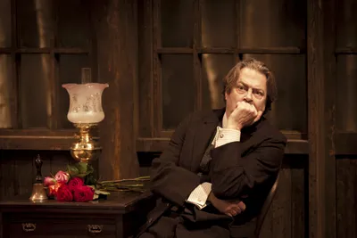 Captivating Images of Roger Allam