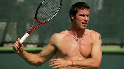 Фото Роджера Федерера с титулами Wimbledon