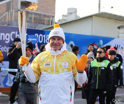 Роман Токарь: фото высокого разрешения в формате JPG для журнальной обложки