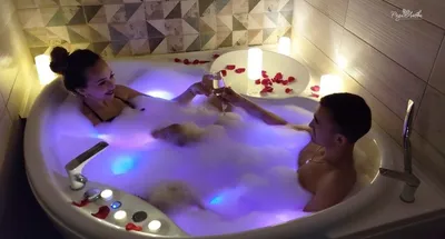 Новое изображение для романтического вечера в ванной: скачать бесплатно в HD, Full HD, 4K