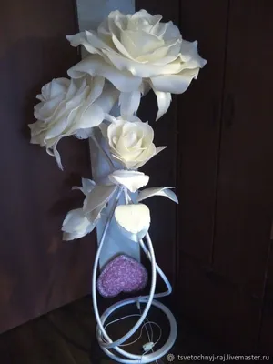 Уникальная фотография розы из изолона для бесплатного скачивания