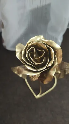 Прекрасная металлическая роза в разных форматах для скачивания