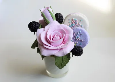 Фотография: воплощение розы с помощью полимерной глины