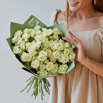 Фотка прекрасной белой розы с возможностью выбора размера