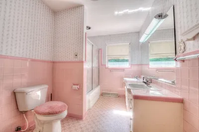 Фото розовой ванны в высоком разрешении: скачать бесплатно