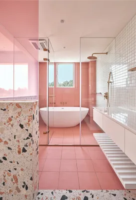 Розовая ванная: качественные фотографии для дизайнеров