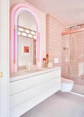 Розовая ванная: воплощение стиля и элегантности