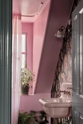 Розовая ванная: роскошь и шарм в каждой детали
