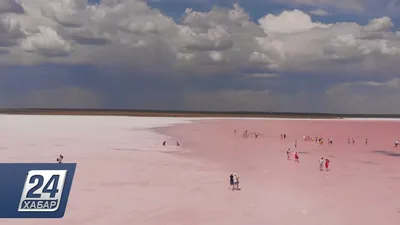 Волшебный пейзаж: Розовое озеро и его великолепие
