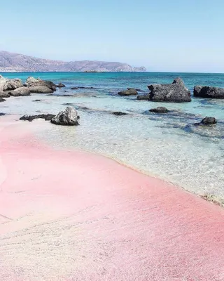 Удивительные виды Розового пляжа Крита на фото