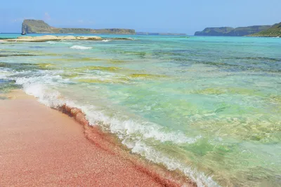 Розовый пляж Крита на фото: место, где сбываются мечты