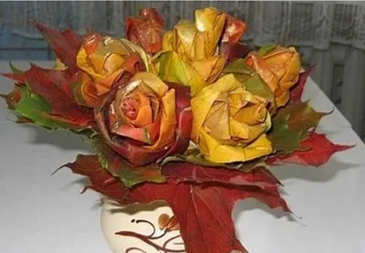 Уникальные розы из кленовых листьев в форматах jpg, png и webp