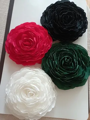 Разнообразные розы из ткани на фото: выбирайте формат