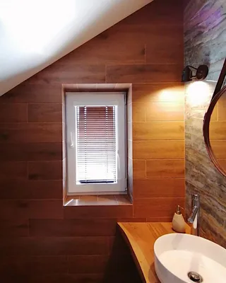 WebP арт рулонных штор в ванной комнате