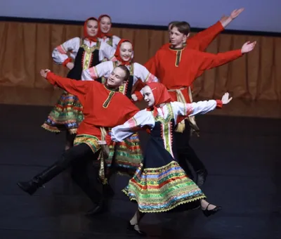 Рисунок русского народного танца настоящее искусство