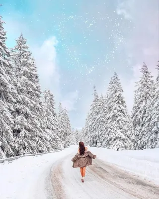 Фотографии зимней атмосферы с русскими девушками: формат на выбор