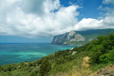 Откройте для себя дикие пляжи Крыма через великолепные фотографии