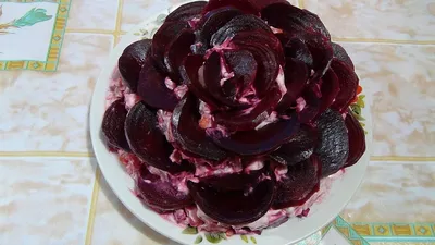 Изображение розы Салат черная роза с выбором формата