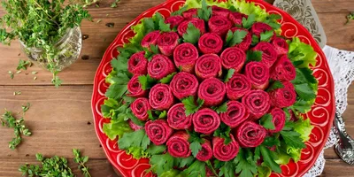 Салат розы из блинов: фото в формате jpg