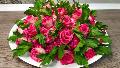 Фото салата розы: творческое исполнение на вашем столе