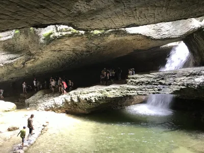 Уникальное фото Салтинского водопада: водяные завитушки