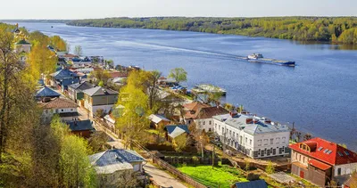 Уникальное изображение реки: красивый рисунок природы.