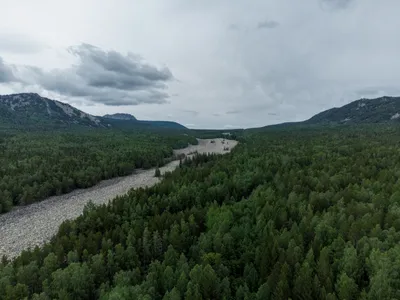 Фотка самой красивой реки в 4K разрешении: доступно для скачивания!