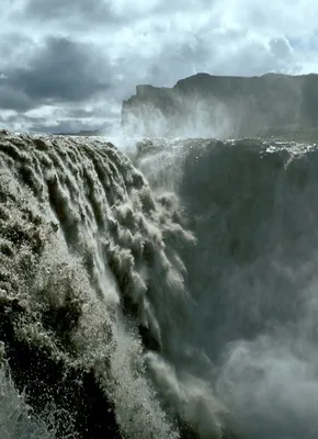 Рисунок водопада Ниагара - арт природы в webp формате