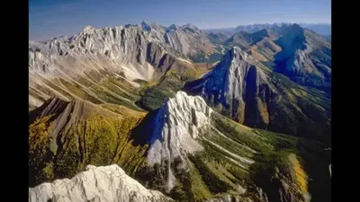 Фотографии горных пейзажей во все времена года: наслаждайтесь их изменчивостью