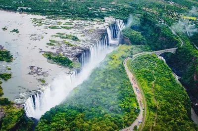 Фото самого большого водопада - выбери размер и формат для скачивания (JPG, PNG, WebP)