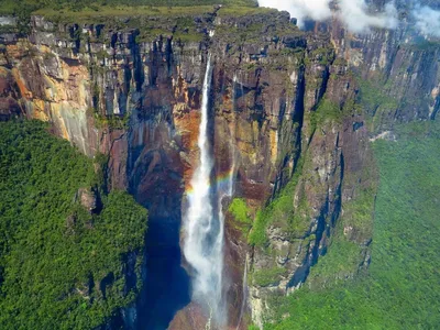 Арт-фотография с водопадом в формате jpg