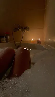 Селфи в ванной - 4K изображения для скачивания