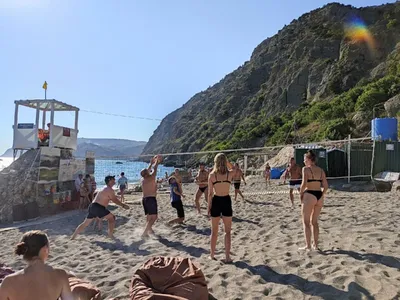 Откройте для себя красоту Серебряного пляжа Балаклава на фото