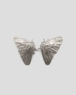 Загадочные Серьги бабочки - очаровательное изображение в PNG