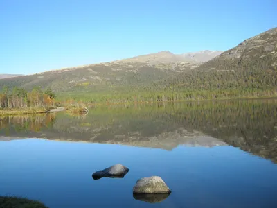 Оазис спокойствия: картинки Щучьего озера Бурятии, чтобы расслабиться.