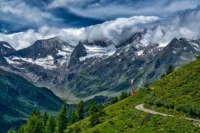 Необъятные просторы: фото Швейцарских гор, пленяющие взгляд