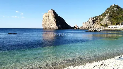 Картинка пляжа Симеиз в Full HD
