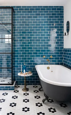 Синий кафель в ванной: фото идеи