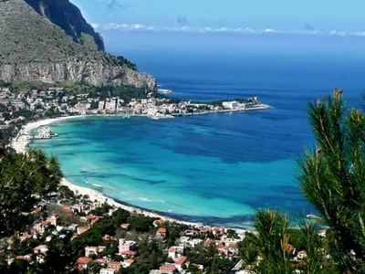 Фото пляжей Сицилии: качественные изображения для скачивания